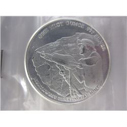 Miner & Pick Motif Silver Art Round