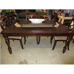 New - Dining table with leaf