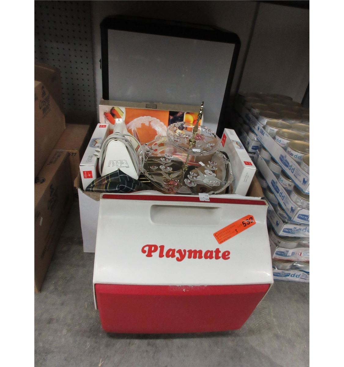 Used household goods some decorative