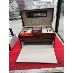 Mirrored jewelry box with key
