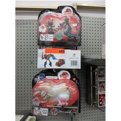 9 New Skunk Fu figurines & a Robot figurine