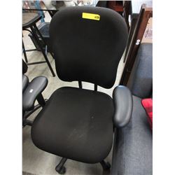 Hydraulic office chair - used