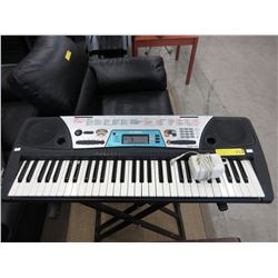Used Yamaha keyboard on stand