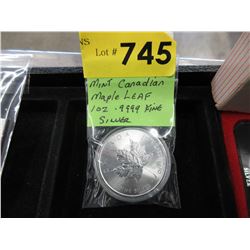 1 OUNCE - .9999 Fine Silver 2015 Maple Leaf coin