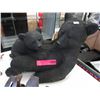 Image 1 : Cement bear statue