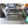 Image 1 : Electric wall oven - used