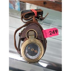 Vintage "Pitkin" altimeter with leather case