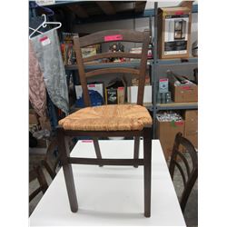 4 Wood chair with rush seats - used