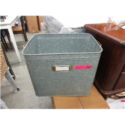 New - Decorative metal tub