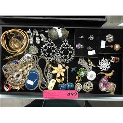 Tray of fashion & costume jewelry - some vintage