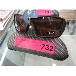 New - Oakley replica sunglasses with case