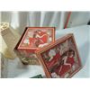 Image 2 : LOT 5 ASSORTED HOME DECOR ITEMS SERVING TRAY