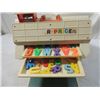 Image 3 : FISHER PRICE PLAY FAMILY SCHOOL HOUSE VINTAGE