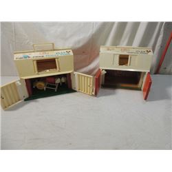 2 VINTAGE 1960'S PLAY FAMILY FARM BARN TOY