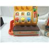 Image 2 : VINTAGE WOOD FISHER PRICE CASH REGISTER TOY