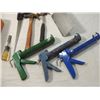 Image 3 : BOX LOT TOOLS CAULK GUNS SCRAPERS TROWELS MORE