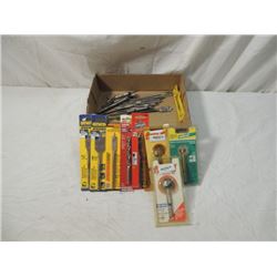 BOX LOT FORSTNER BITS WOOD BITS DRILLS IRWIN MORE