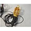 Image 2 : TOOL LOT TROUBLE LIGHT MILLER AIR COMPRESSOR KIT