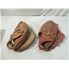 Image 1 : PAIR VINTAGE BASEBALL GLOVES TONY PENA