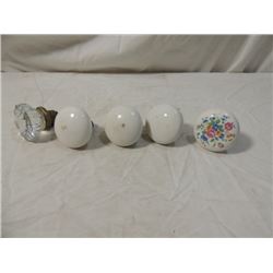 LOT 5 ANTIQUE VINTAGE GLASS PORCELAIN DOOR KNOBS