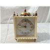 Image 1 : ANTIQUE LINDEN BLACK FOREST GERMANY BAKELITE CLOCK
