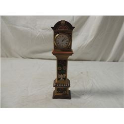 VINTAGE MINI MINIATURE GRANDFATHER CLOCK QUARTZ