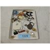 Image 1 : LADIES VINTAGE JEWELRY LOT PINS STICK EARRINGS