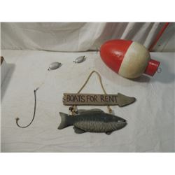 BOX LOT FISHING COTTAGE LAKE HOUSE DECORATIONS