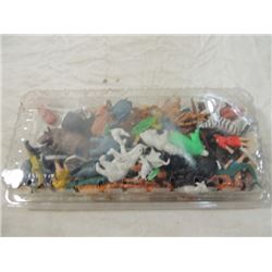 LOT 35+ VINTAGE PLASTIC ANIMALS PEOPLE NOAHS ARK