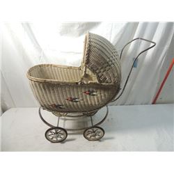 ANTIQUE WICKER DOLL CARRIAGE SOUTH BEND TOY CO