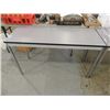 Image 1 : LAMINATE TOP DESK / TABLE