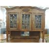 Image 3 : BEAUTIFUL BEVELED LEADED GLASS CHINA CABINET
