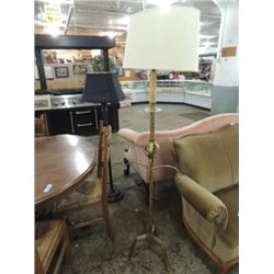 ANTIQUE METAL BRASS FLOOR LAMP