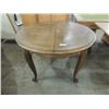 Image 1 : ROUND OAK DINING KITCHEN TABLE QUEEN ANNE STYLE