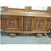 Image 2 : BEAUTIFUL STAINED LEADED GLASS CHINA CABINET