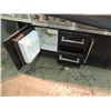 Image 8 : CHARMGLOW LUXURY OUTDOOR COOKING ISLAND GRILL