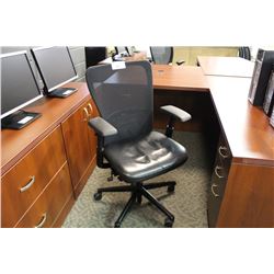 HAWORTH ZODY LEATHER MESH-BACK FULLY ADJUSTABLE TASK CHAIR