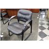 Image 2 : BLACK LEATHER SLED BASE CLIENT CHAIR