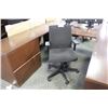 Image 2 : BLACK IGNITION MULTILEVER MID BACK TASK CHAIR