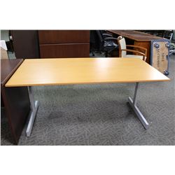 MAPLE 5' COMPUTER DESK