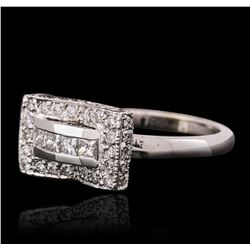 14KT White Gold 0.77ctw Diamond Ring