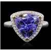 Image 2 : 14KT White and Yellow Gold 4.14ct Tanzanite and Diamond Ring
