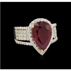 5.31ct Ruby and Diamond Ring - 14KT Yellow Gold