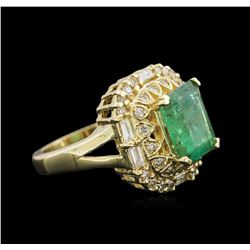 2.90ct Emerald and Diamond Ring - 14KT Yellow Gold