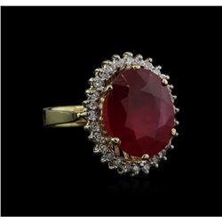 10.86ct Ruby and Diamond Ring - 14KT Yellow Gold