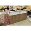 Image 2 : SANDALWOOD 7' X 7' RECEPTION DESK