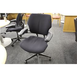 HUMANSCALE FREEDOM MID BACK FULLY ADJUSTABLE TASK CHAIR