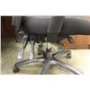 Image 2 : BLACK MESH BACK MULTILEVER TASK CHAIR