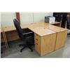 Image 2 : HONEY MAPLE 6' X 6' L-SHAPE COMPUTER DESK