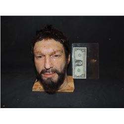 300 RISE OF AN EMPIRE SCREEN USED HERO KING LEONIDIS SEVERED HEAD SCALED DOWN SIZE